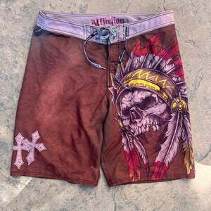 Affliction Y2K Skull Native American Graphic Board Shorts Men's Large